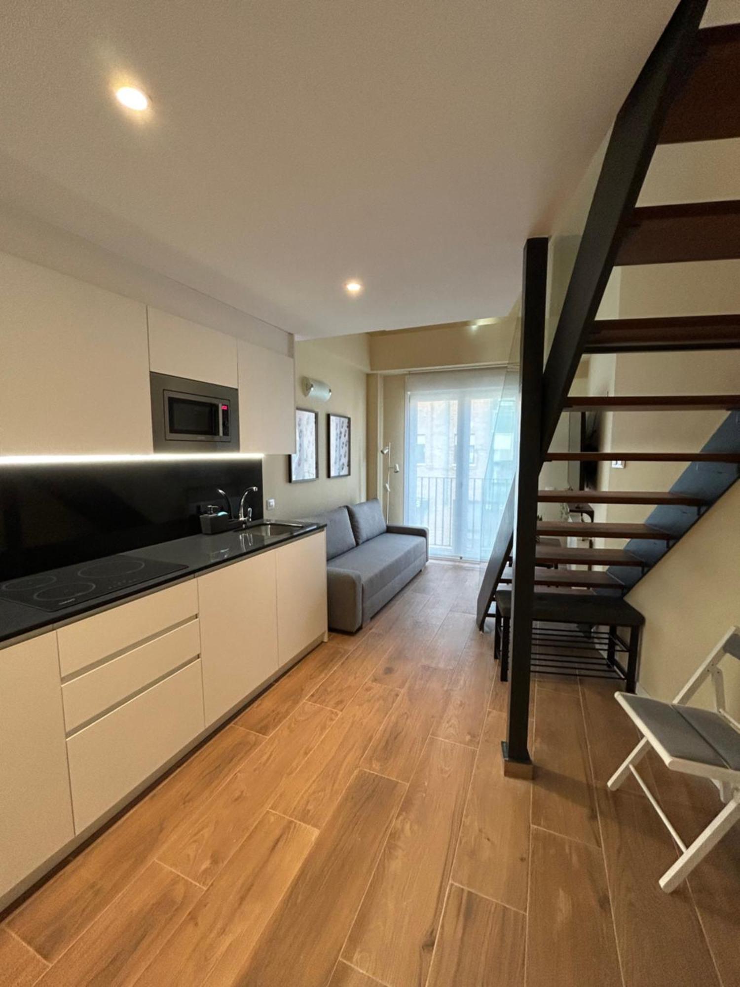 Apartamentos Turisticos Aeropuerto Barajas Madrid Dış mekan fotoğraf